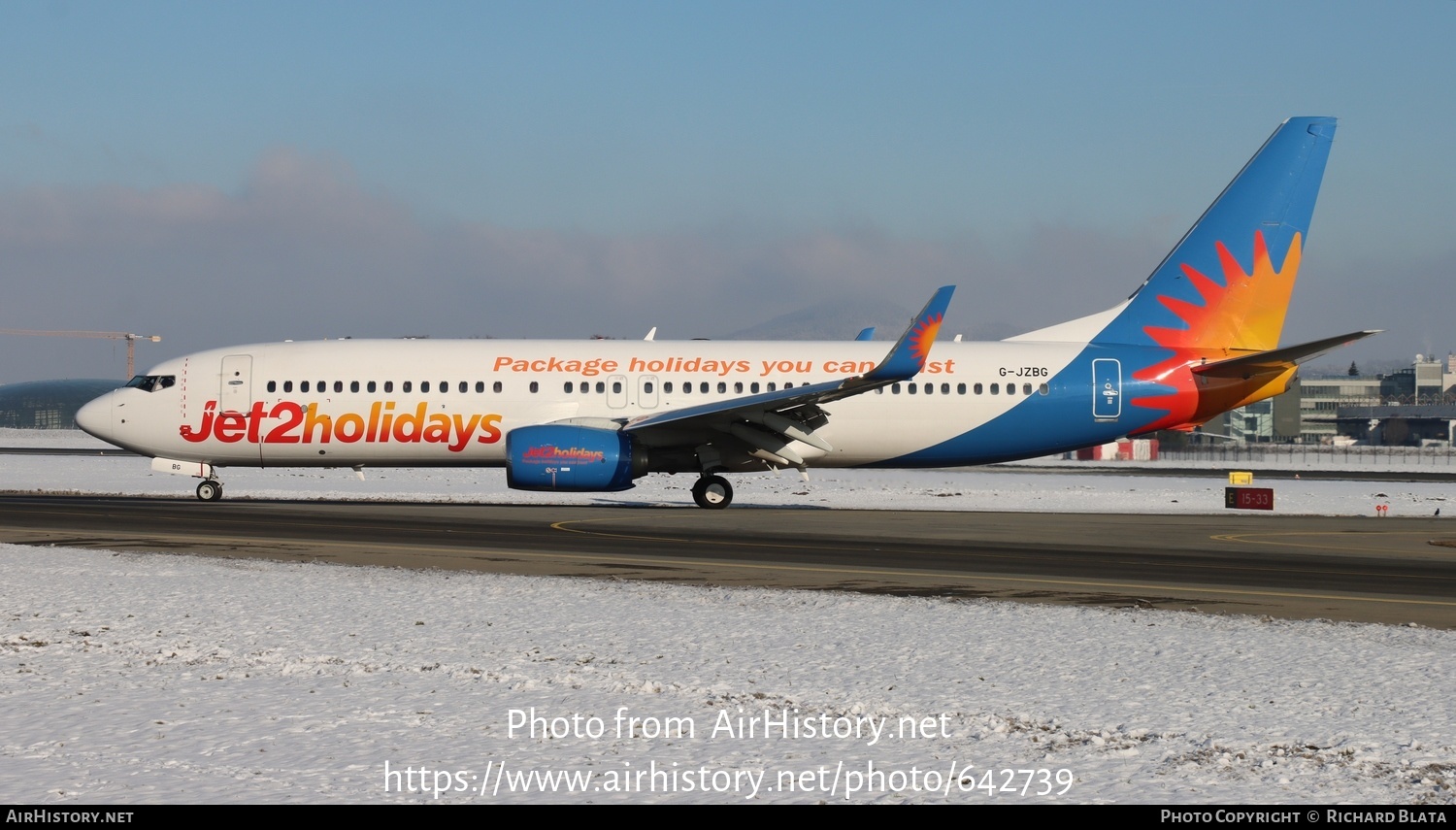 Aircraft Photo of G-JZBG | Boeing 737-800 | Jet2 Holidays | AirHistory.net #642739