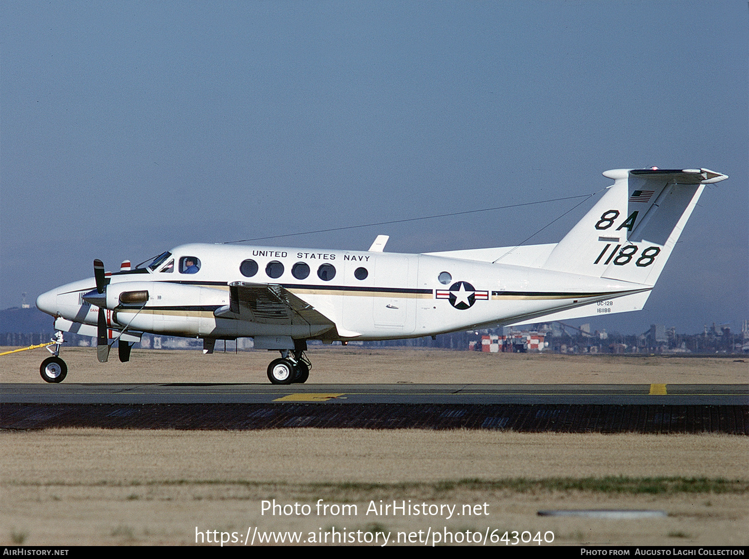 Aircraft Photo of 161188 | Beech UC-12B Super King Air (A200C) | USA - Navy | AirHistory.net #643040