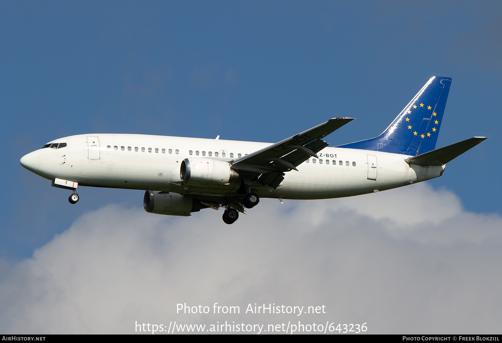 Aircraft Photo of LZ-BOT | Boeing 737-322 | Bul Air | AirHistory.net #643236