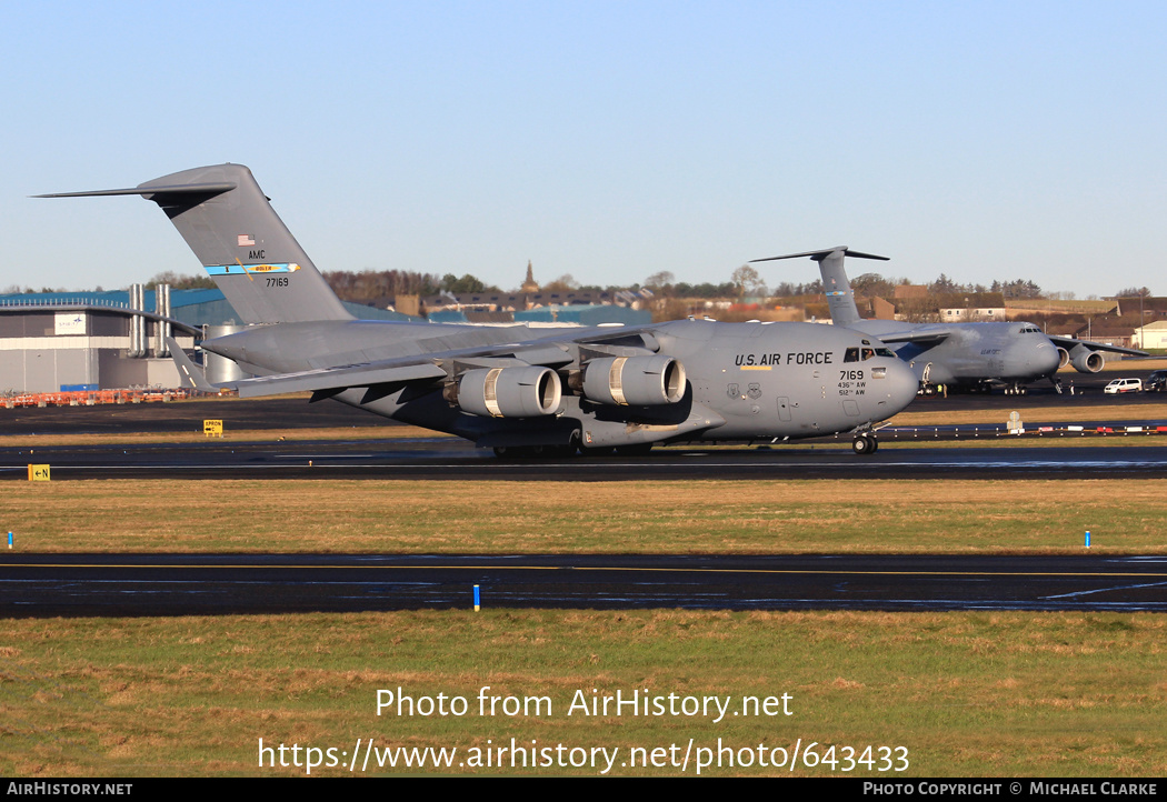 Aircraft Photo of 07-7169 / 77169 | Boeing C-17A Globemaster III | USA - Air Force | AirHistory.net #643433