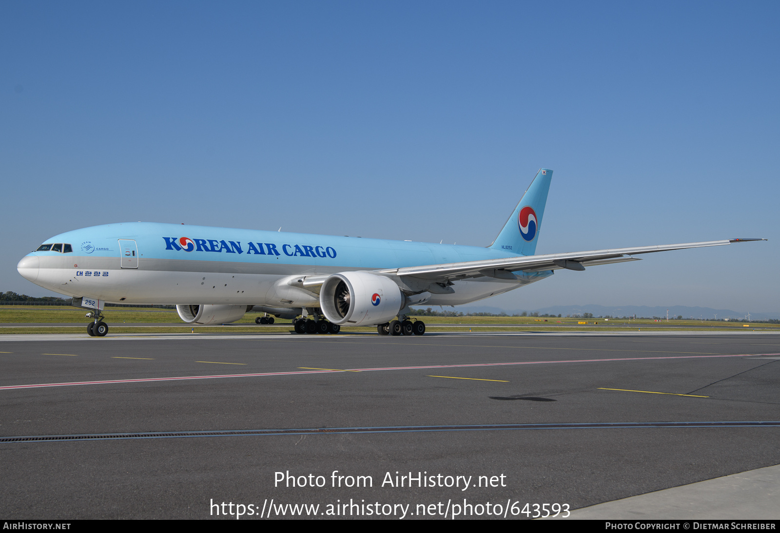 Aircraft Photo of HL8252 | Boeing 777-FB5 | Korean Air Cargo | AirHistory.net #643593