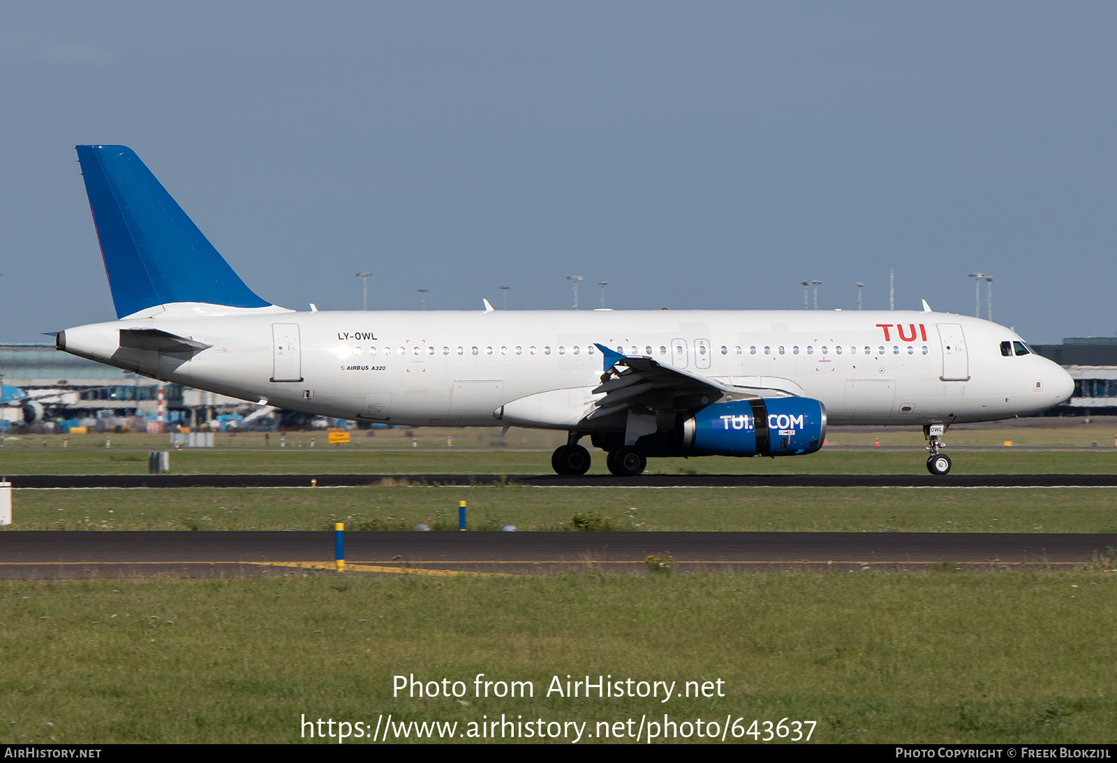 Aircraft Photo of LY-OWL | Airbus A320-232 | TUI | AirHistory.net #643637