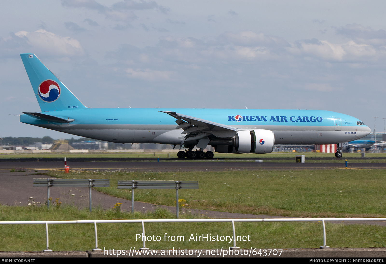 Aircraft Photo of HL8252 | Boeing 777-FB5 | Korean Air Cargo | AirHistory.net #643707