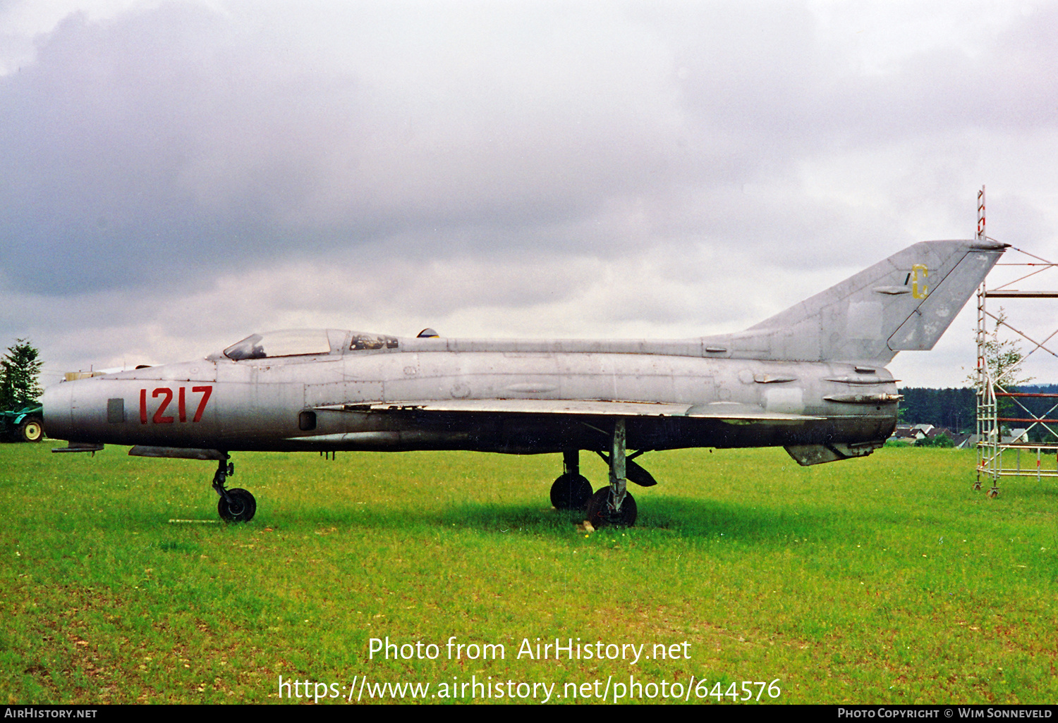 Aircraft Photo of 1217 | Mikoyan-Gurevich MiG-21F-13 | Poland - Air Force | AirHistory.net #644576