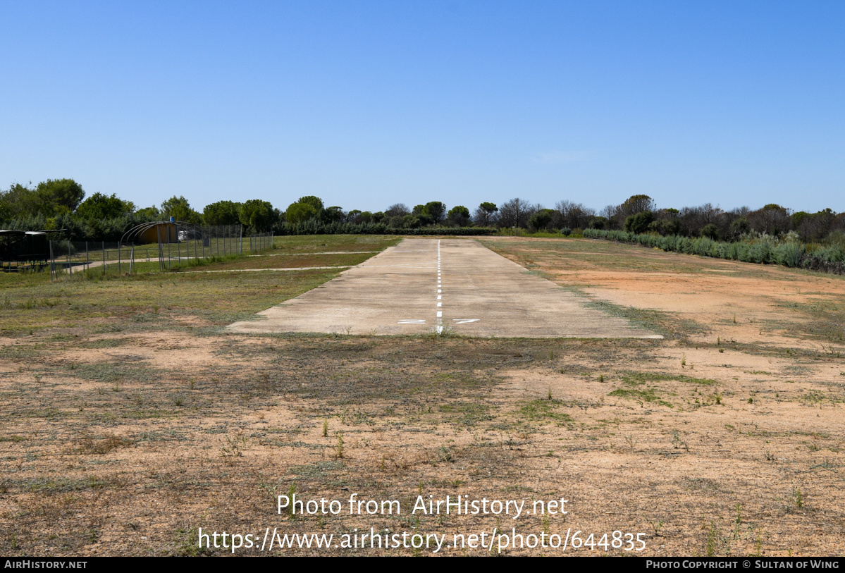 Airport photo of Montijo Club Aeromodelismo in Spain | AirHistory.net #644835