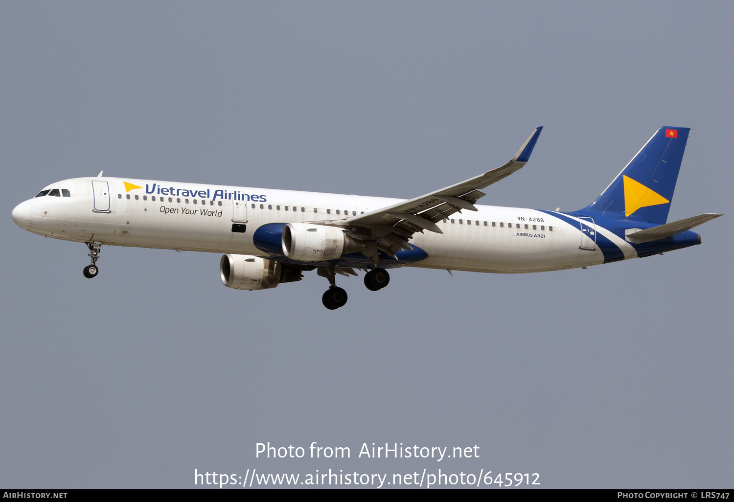 Aircraft Photo of VN-A288 | Airbus A321-211 | Vietravel Airlines | AirHistory.net #645912