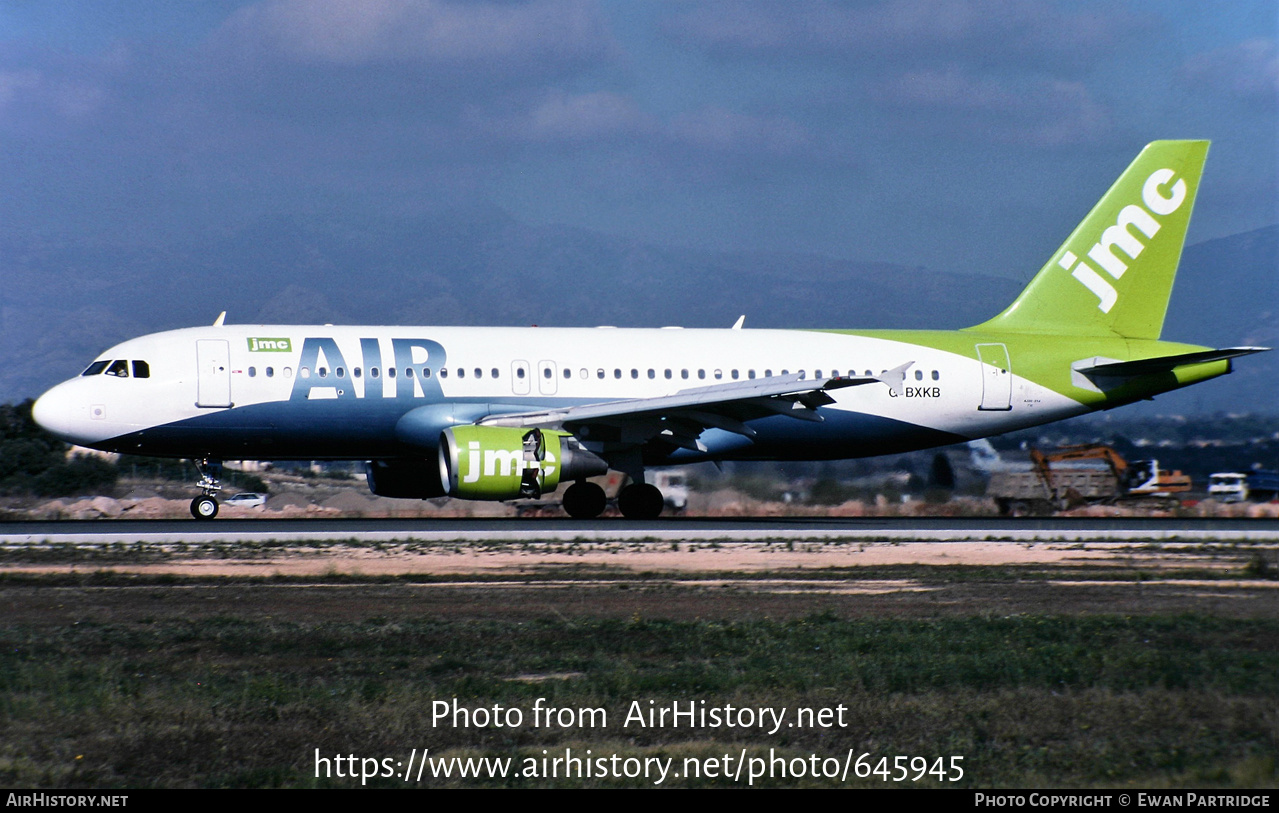 Aircraft Photo of G-BXKB | Airbus A320-214 | JMC Air | AirHistory.net #645945