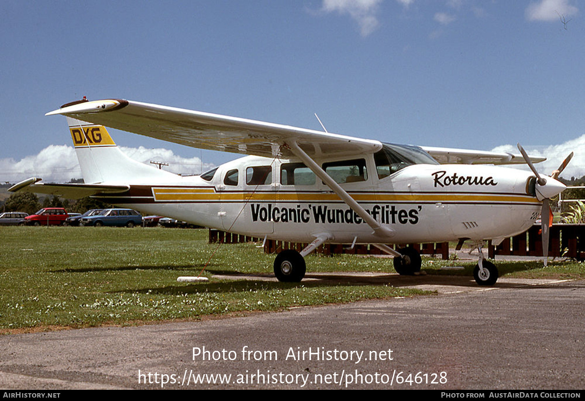 Aircraft Photo of ZK-DXG / DXG | Cessna 207 Skywagon 207 | Rotorua's Volcanic Wunderflites | AirHistory.net #646128