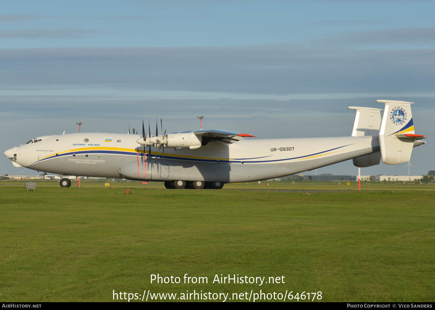 Aircraft Photo of UR-09307 | Antonov An-22A Antei | Antonov Airlines | AirHistory.net #646178