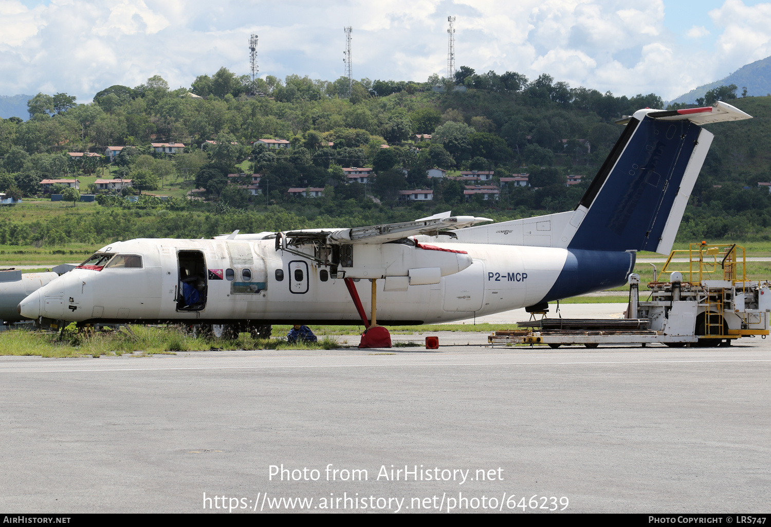 Aircraft Photo of P2-MCP | De Havilland Canada DHC-8-102 Dash 8 | PNG Air | AirHistory.net #646239