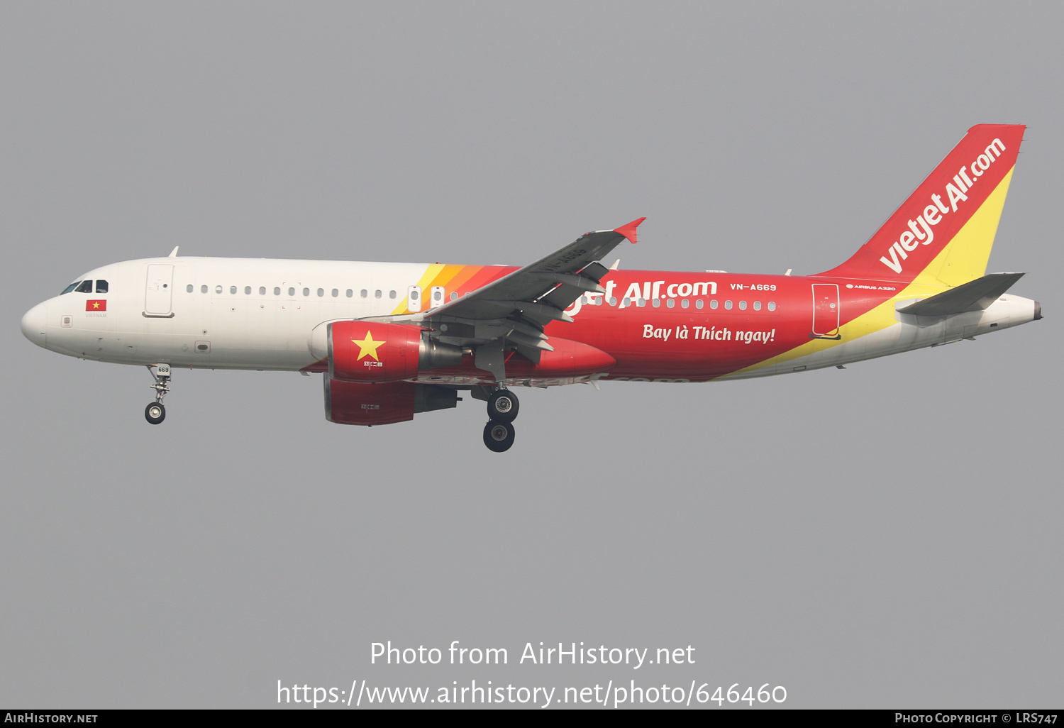 Aircraft Photo of VN-A669 | Airbus A320-214 | VietJet Air | AirHistory.net #646460