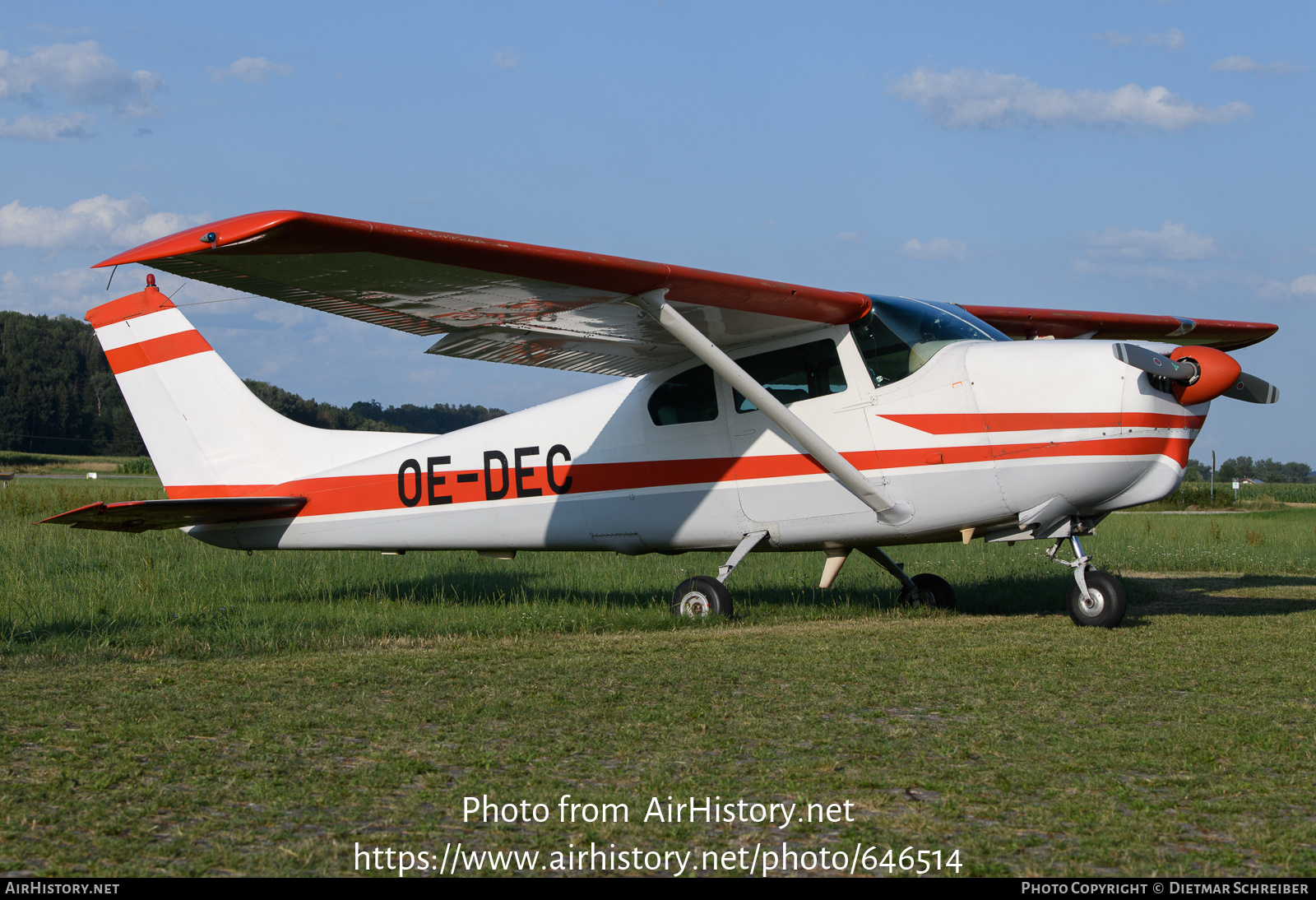 Aircraft Photo of OE-DEC | Cessna 210 | AirHistory.net #646514