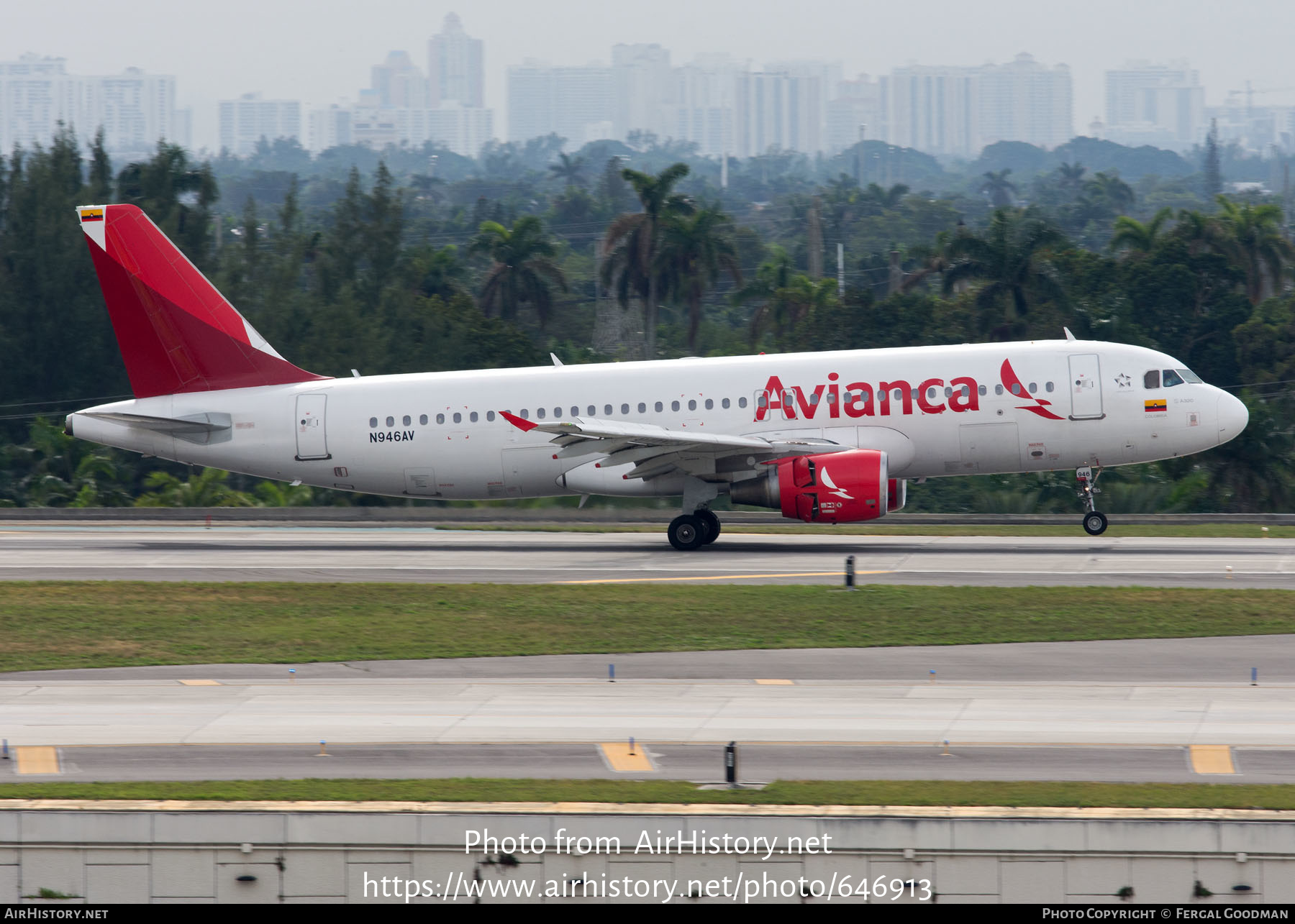 Aircraft Photo of N946AV | Airbus A320-214 | Avianca | AirHistory.net #646913