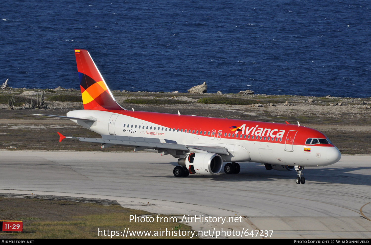 Aircraft Photo of HK-4659 | Airbus A320-214 | Avianca | AirHistory.net #647237