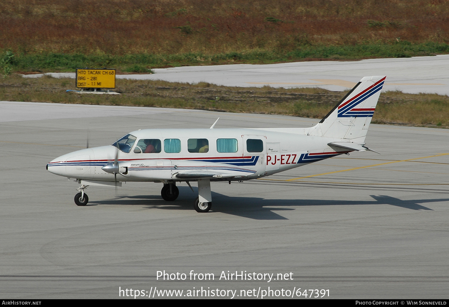 Aircraft Photo of PJ-EZZ | Piper PA-31-350 Navajo Chieftain | EZAir | AirHistory.net #647391