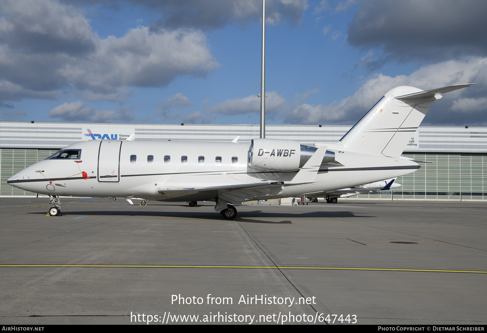 Aircraft Photo of D-AWBF | Bombardier Challenger 650 (CL-600-2B16) | AirHistory.net #647443