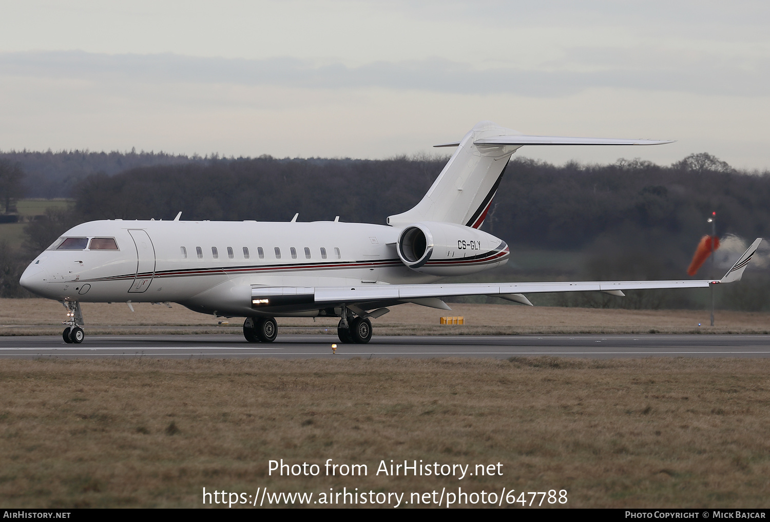 Aircraft Photo of CS-GLY | Bombardier Global 5000 (BD-700-1A11) | AirHistory.net #647788