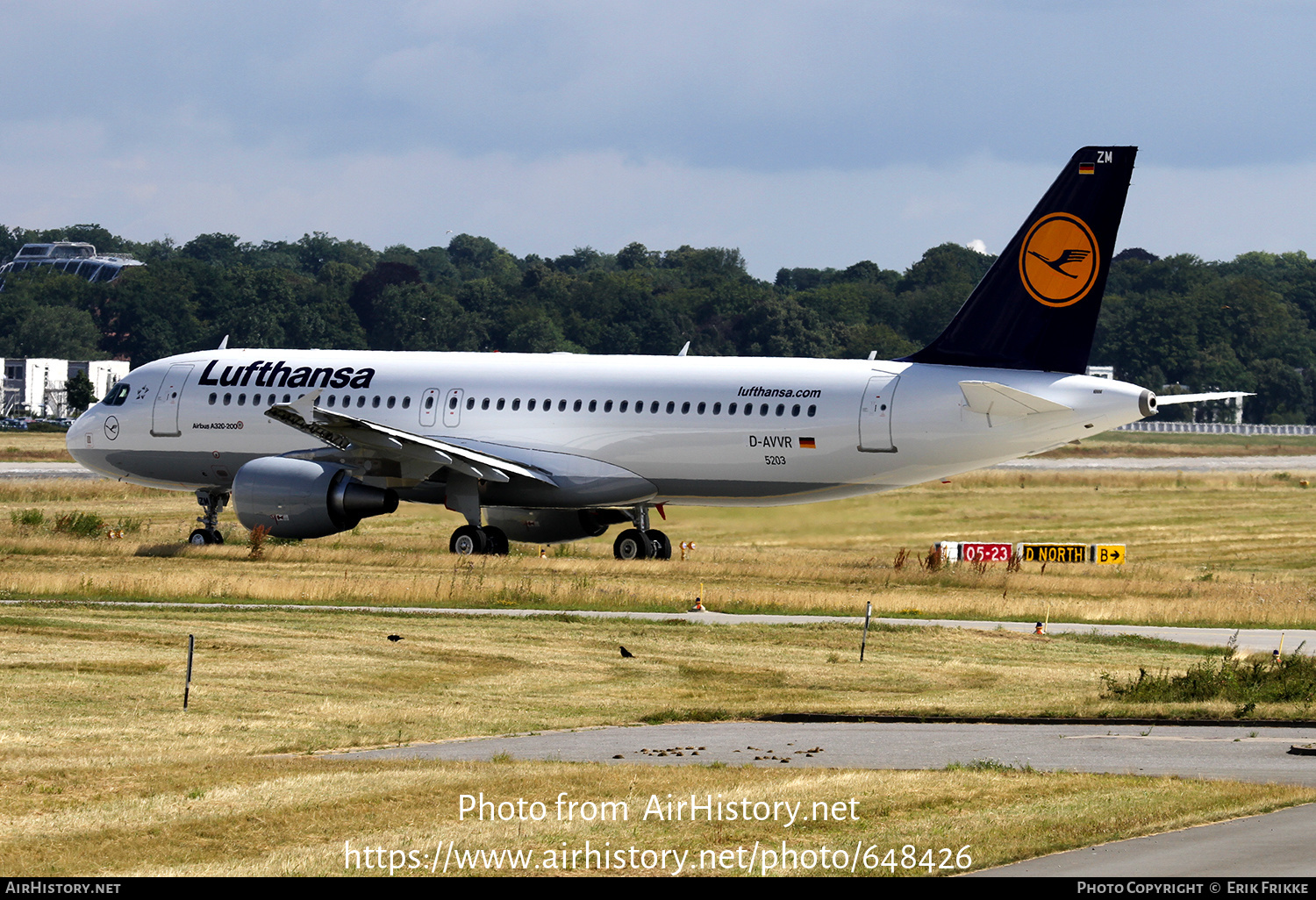 Aircraft Photo of D-AVVR | Airbus A320-214 | Lufthansa | AirHistory.net #648426