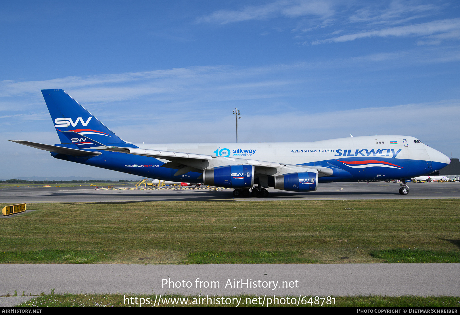 Aircraft Photo of 4K-SW800 | Boeing 747-4R7F/SCD | SilkWay Azerbaijan Cargo | AirHistory.net #648781