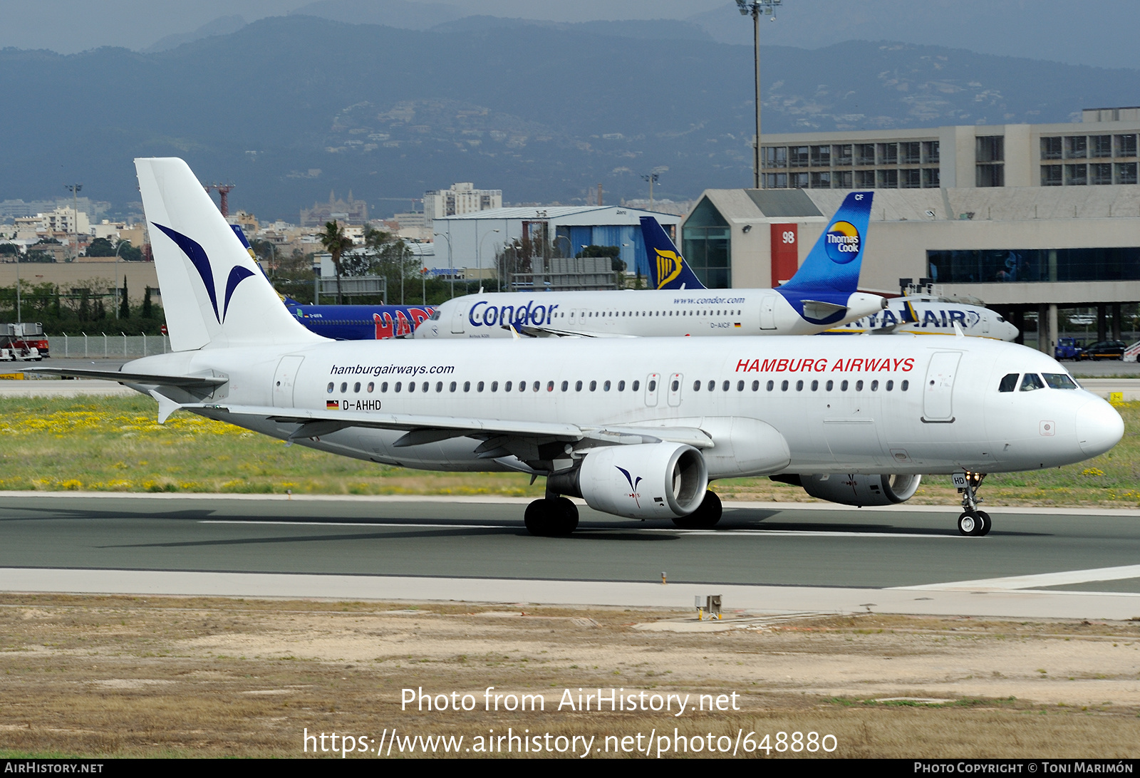 Aircraft Photo of D-AHHD | Airbus A320-214 | Hamburg Airways | AirHistory.net #648880