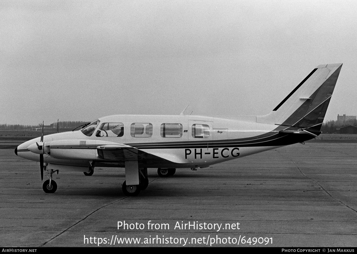 Aircraft Photo of PH-ECG | Piper PA-31 Navajo | AirHistory.net #649091