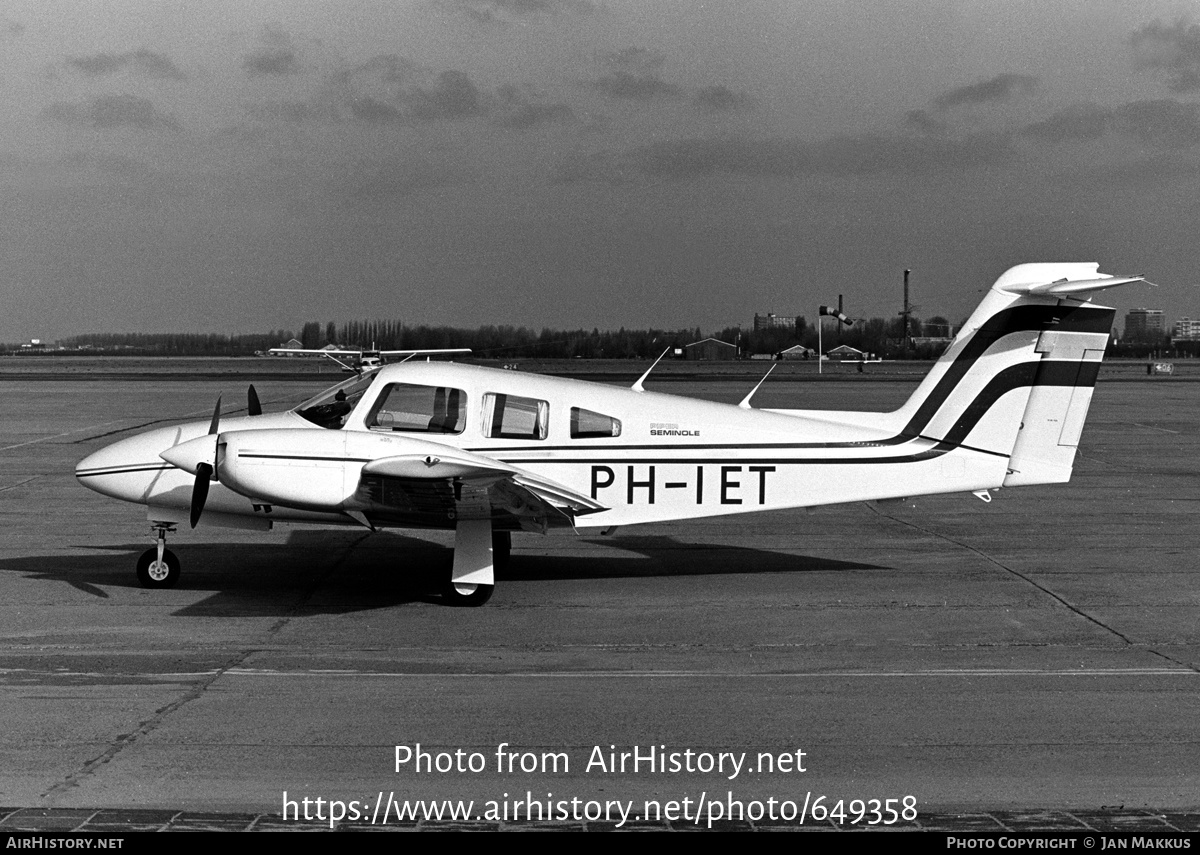 Aircraft Photo of PH-IET | Piper PA-44-180 Seminole | AirHistory.net #649358