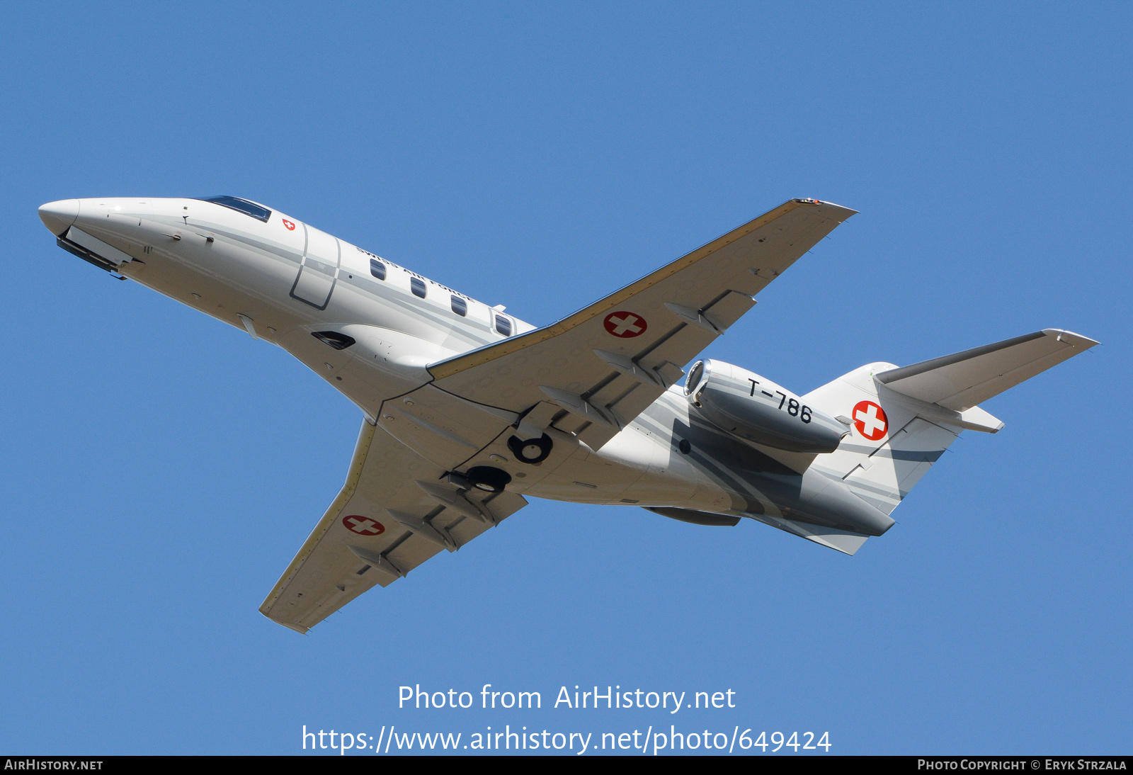 Aircraft Photo of T-786 | Pilatus PC-24 | Switzerland - Air Force | AirHistory.net #649424