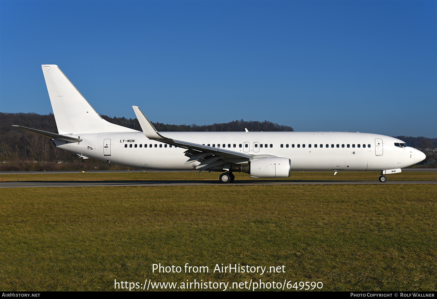 Aircraft Photo of LY-MGM | Boeing 737-8EH | AirHistory.net #649590