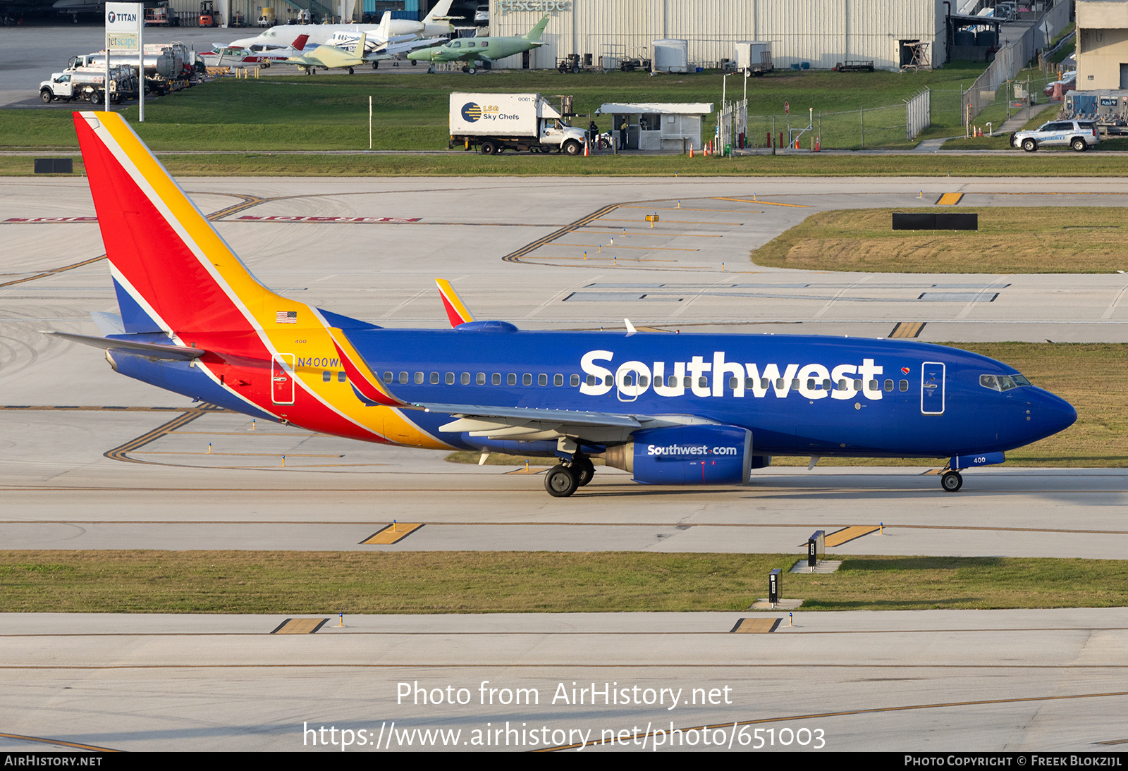 Aircraft Photo of N400WN | Boeing 737-7H4 | Southwest Airlines | AirHistory.net #651003