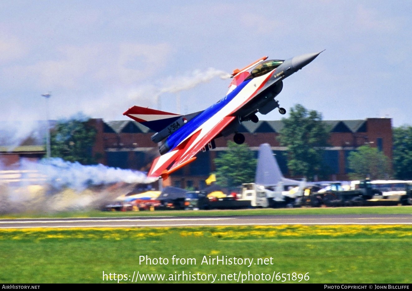 Aircraft Photo of J-364 | General Dynamics F-16A Fighting Falcon | Netherlands - Air Force | AirHistory.net #651896