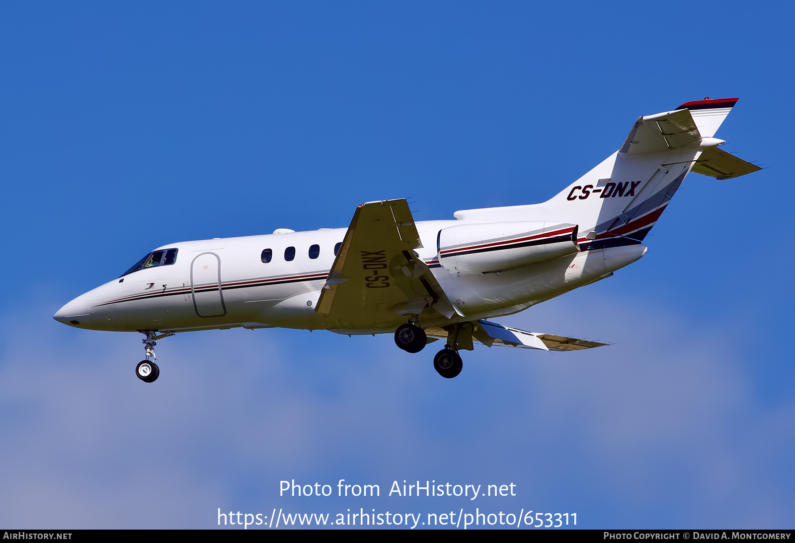 Aircraft Photo of CS-DNX | Raytheon Hawker 800XP | AirHistory.net #653311