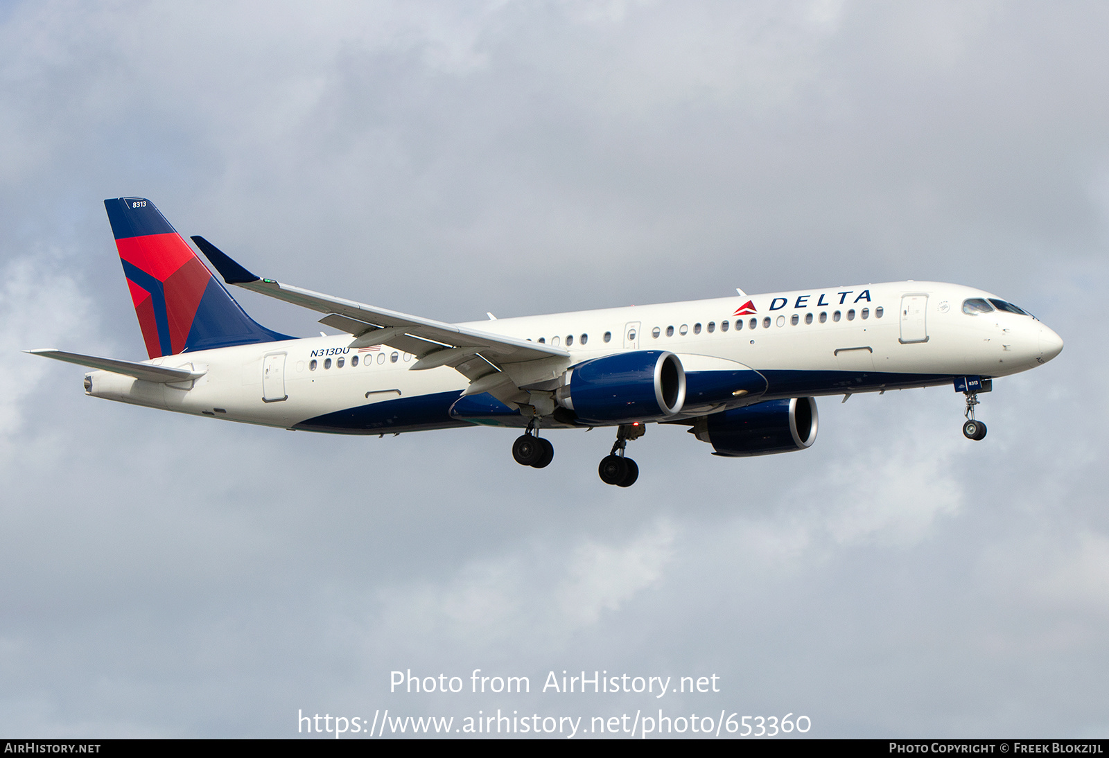 Aircraft Photo of N313DU | Airbus A220-371 (BD-500-1A11) | Delta Air Lines | AirHistory.net #653360