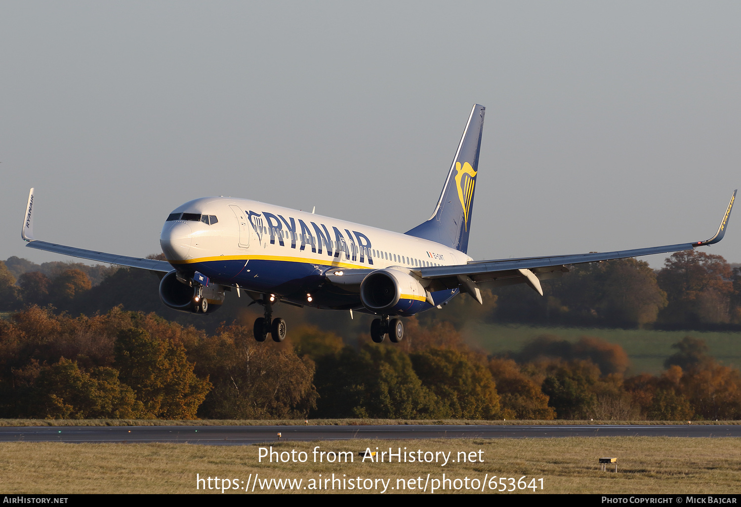 Aircraft Photo of EI-DWT | Boeing 737-8AS | Ryanair | AirHistory.net #653641