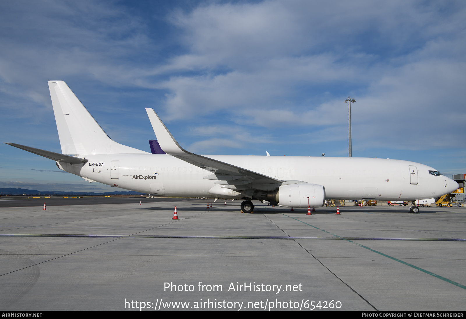 Aircraft Photo of OM-EDA | Boeing 737-8AS(BCF) | AirExplore - Axe | AirHistory.net #654260