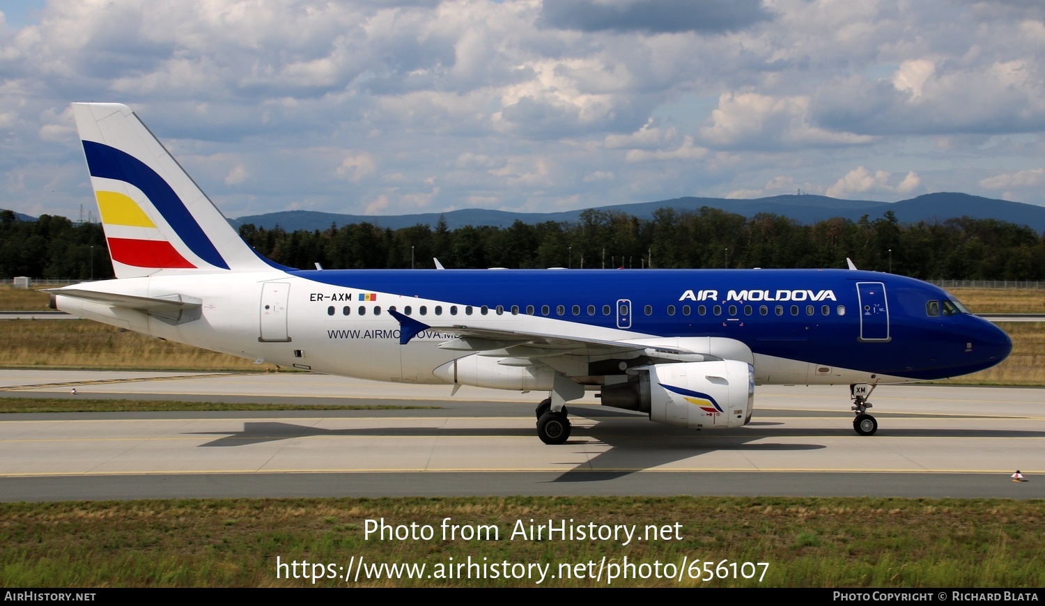 Aircraft Photo of ER-AXM | Airbus A319-112 | Air Moldova | AirHistory.net #656107