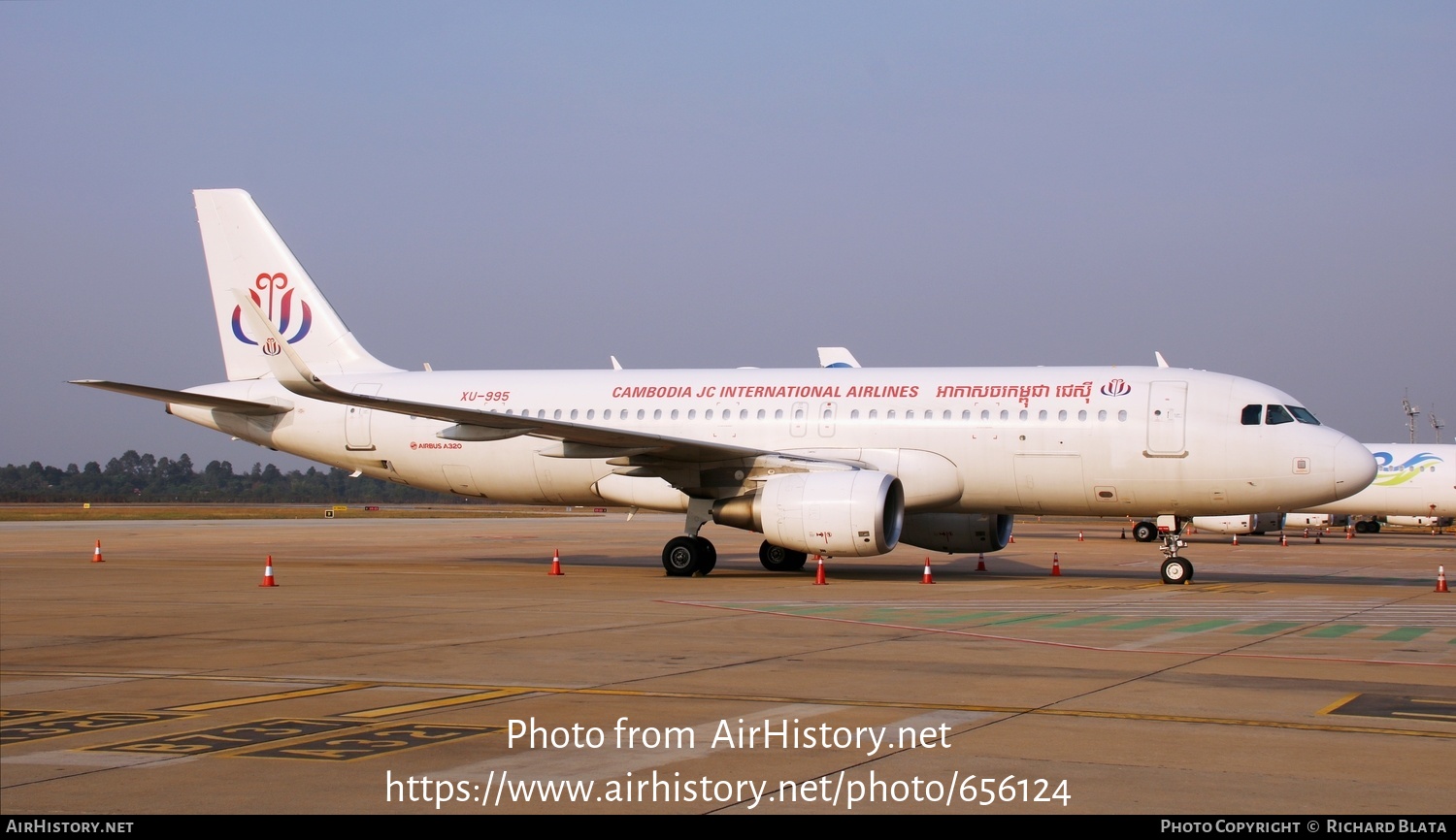 Aircraft Photo of XU-995 | Airbus A320-214 | JC International Airlines | AirHistory.net #656124