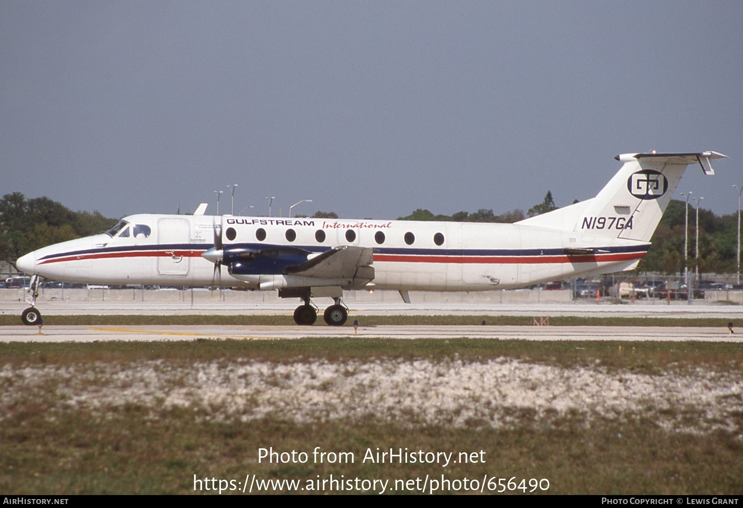 Aircraft Photo of N197GA | Beech 1900C | Gulfstream International Airlines | AirHistory.net #656490