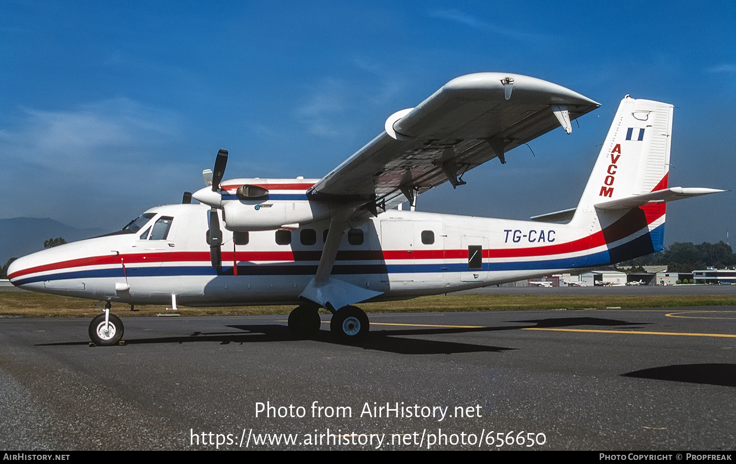 Aircraft Photo of TG-CAC | De Havilland Canada DHC-6-300 Twin Otter | AVCOM - Aviones Comerciales de Guatemala | AirHistory.net #656650