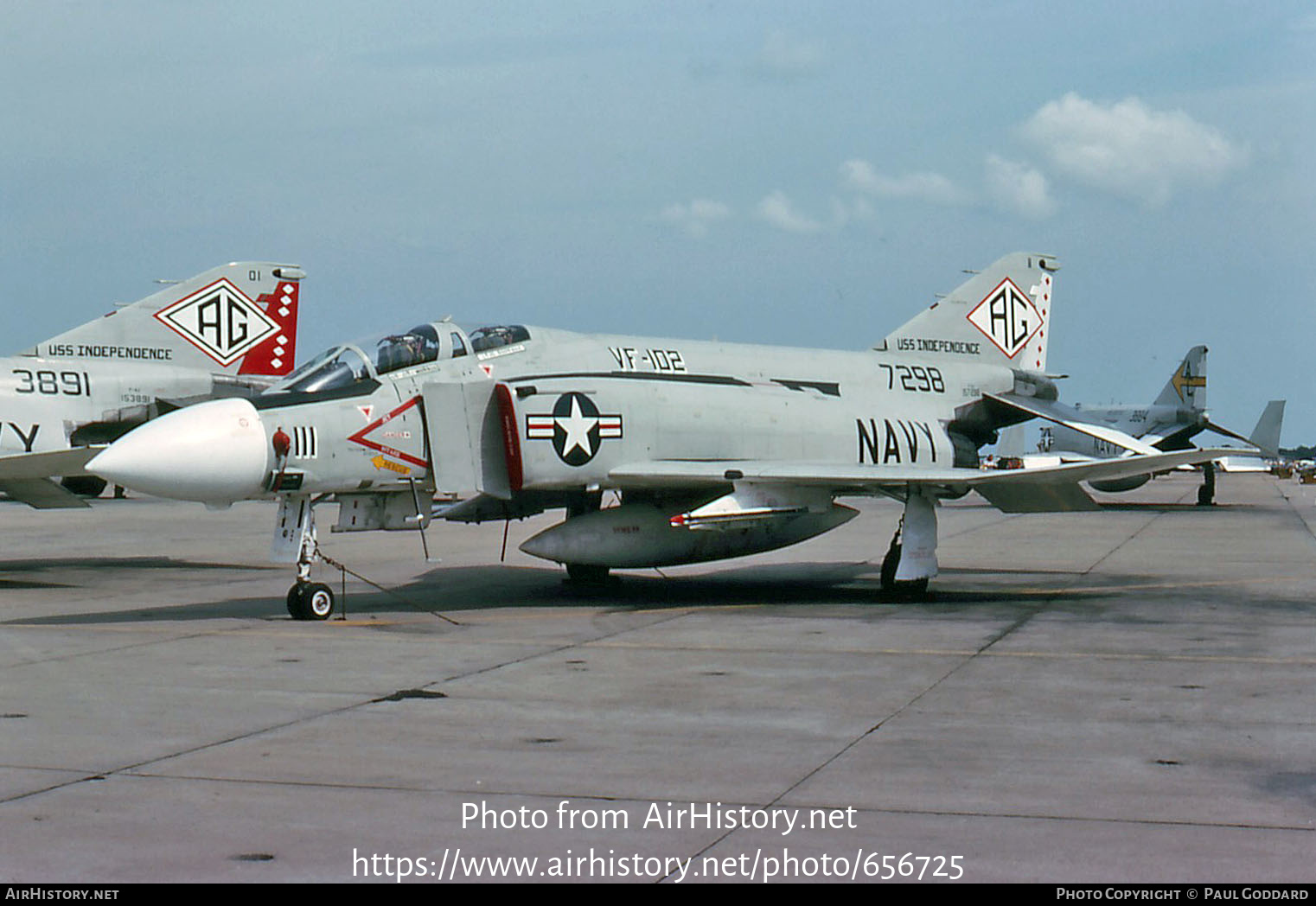 Aircraft Photo of 157298 / 7298 | McDonnell Douglas F-4J Phantom II | USA - Navy | AirHistory.net #656725