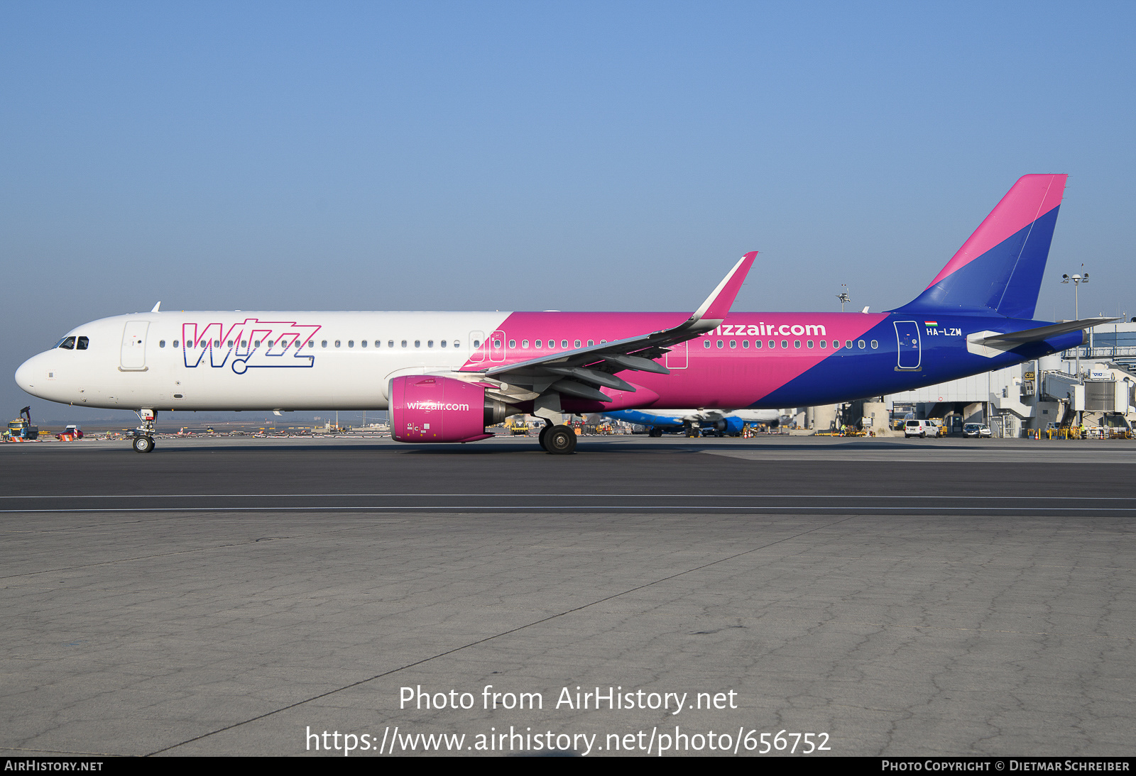 Aircraft Photo of HA-LZM | Airbus A321-271NX | Wizz Air | AirHistory.net #656752