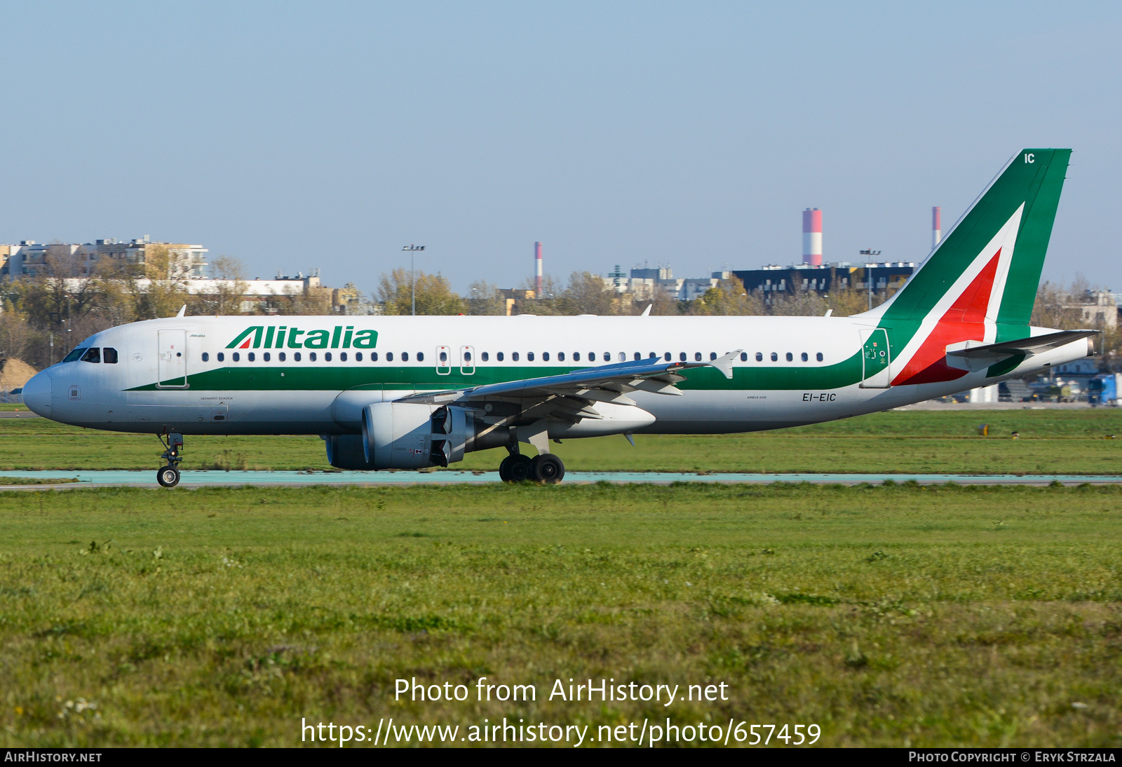 Aircraft Photo of EI-EIC | Airbus A320-216 | Alitalia | AirHistory.net #657459