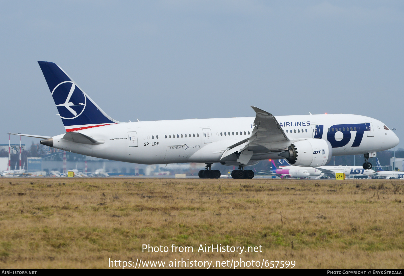 Aircraft Photo of SP-LRE | Boeing 787-8 Dreamliner | LOT Polish Airlines - Polskie Linie Lotnicze | AirHistory.net #657599