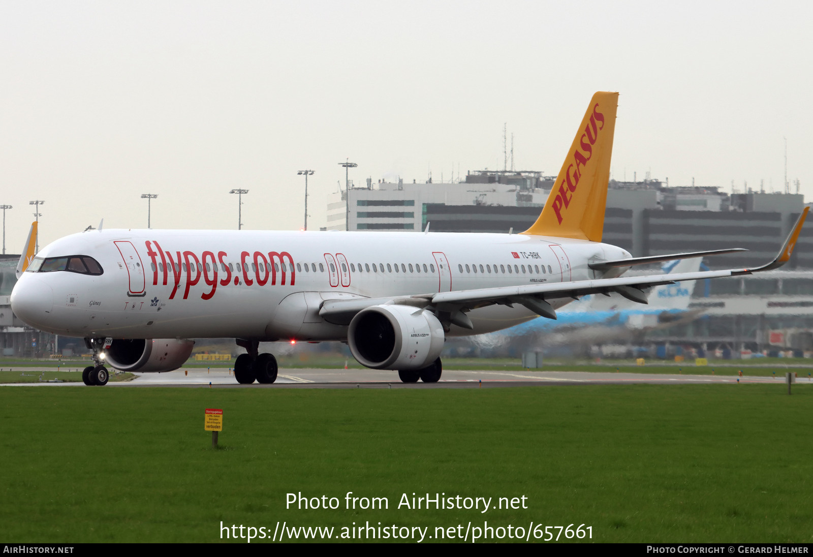 Aircraft Photo of TC-RBK | Airbus A321-251NX | Pegasus Airlines ...