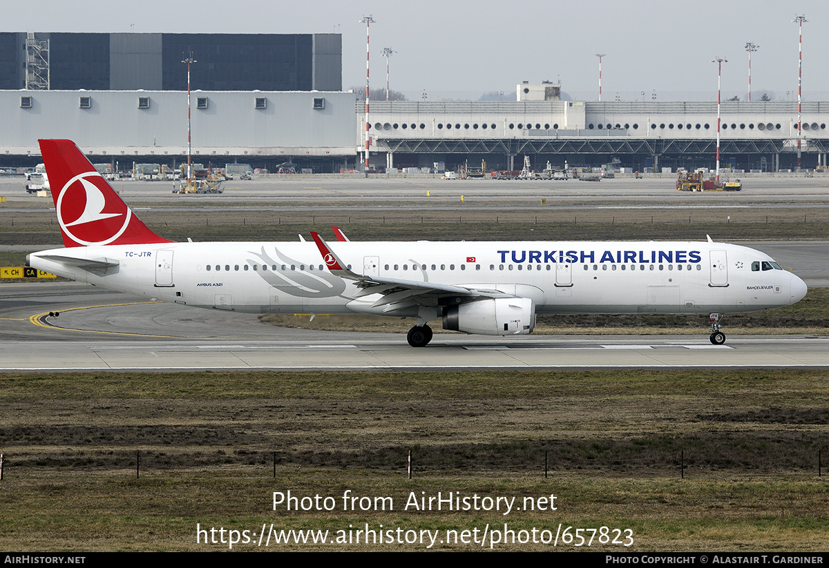 Aircraft Photo of TC-JTR | Airbus A321-231 | Turkish Airlines | AirHistory.net #657823