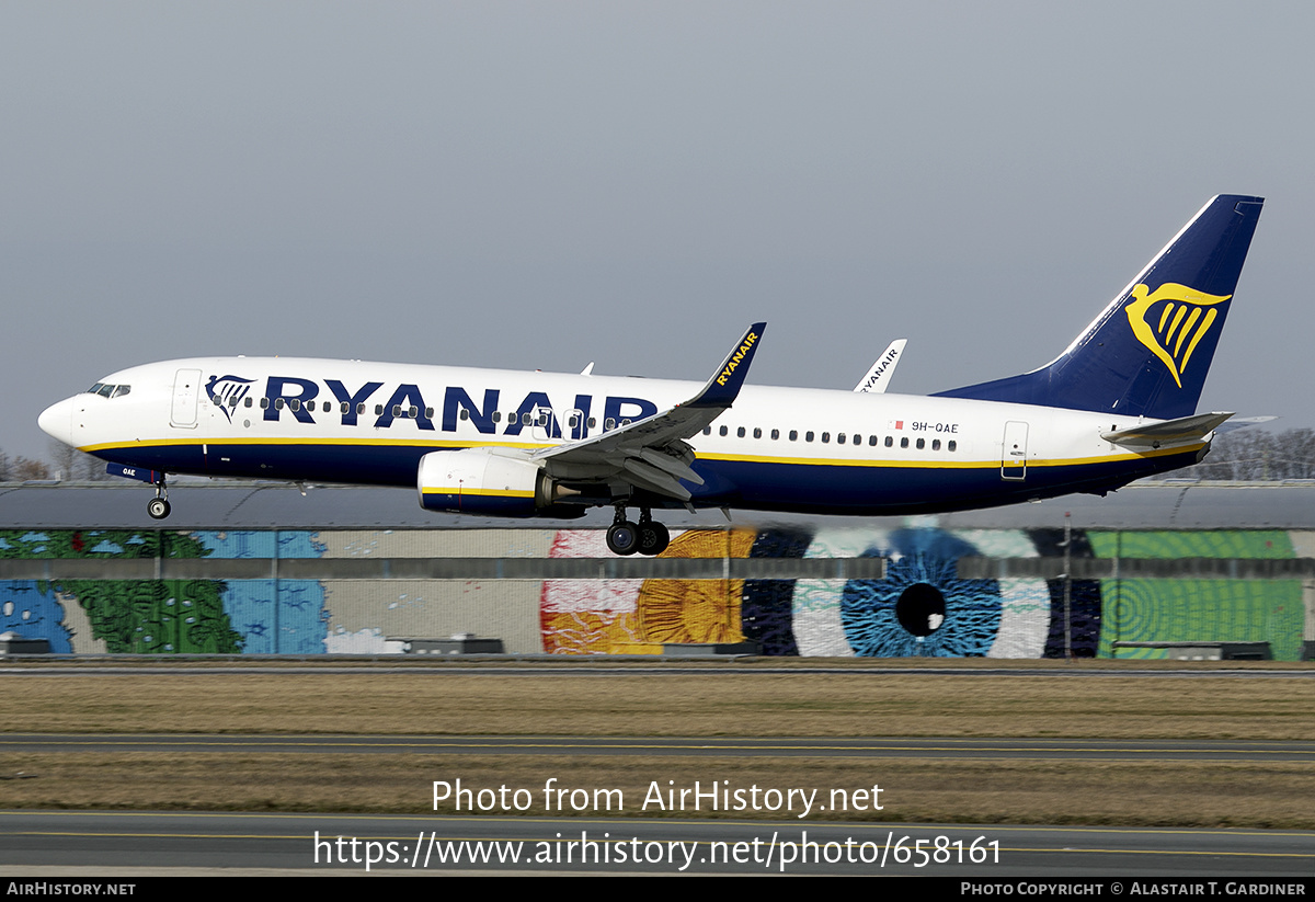 Aircraft Photo of 9H-QAE | Boeing 737-800 | Ryanair | AirHistory.net #658161