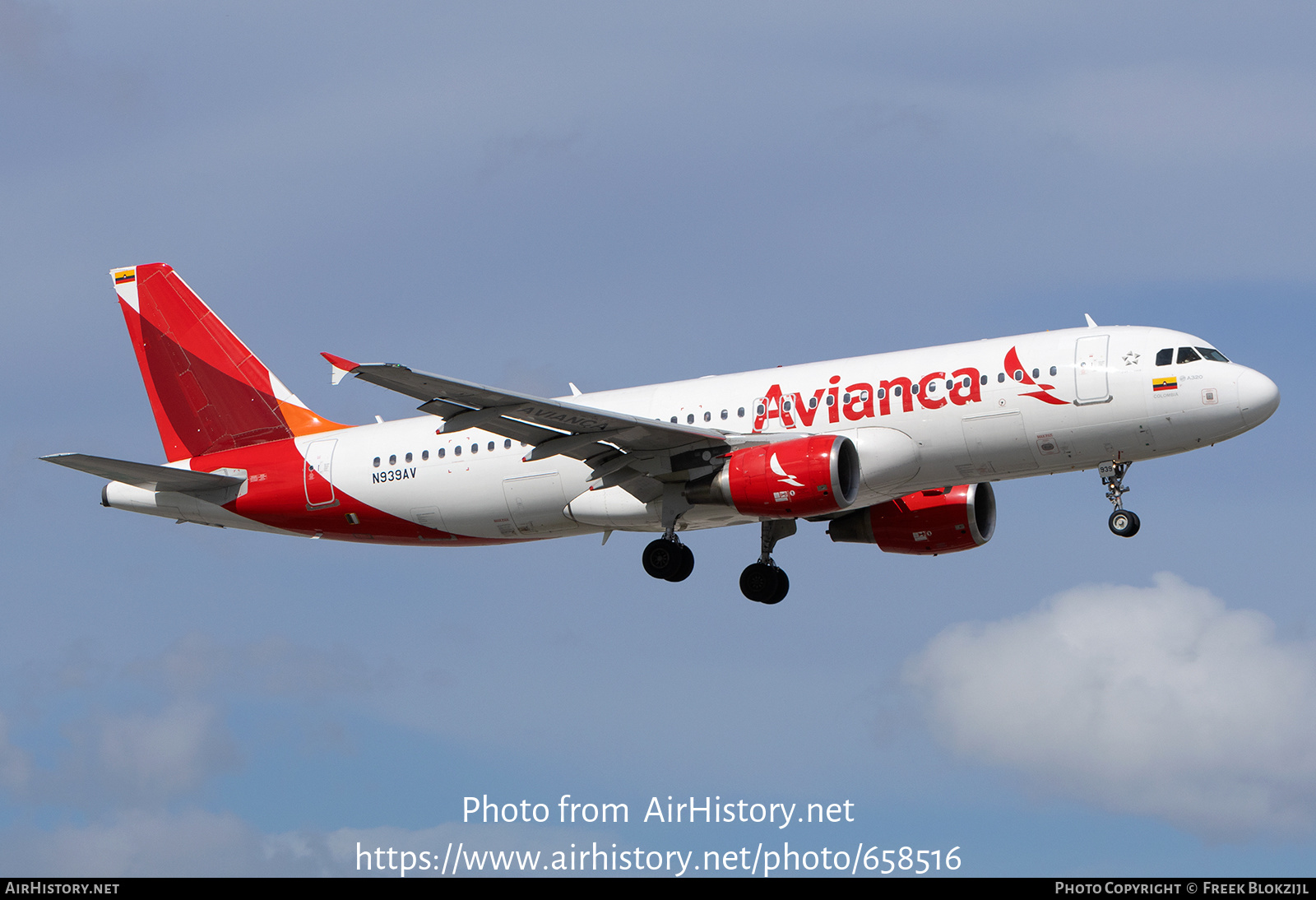 Aircraft Photo of N939AV | Airbus A320-214 | Avianca | AirHistory.net #658516