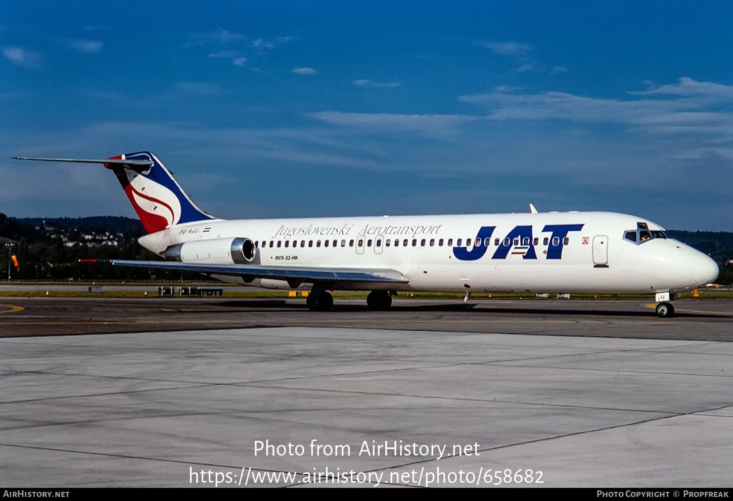 Aircraft Photo of YU-AJJ | McDonnell Douglas DC-9-32 | JAT Yugoslav Airlines - Jugoslovenski Aerotransport | AirHistory.net #658682