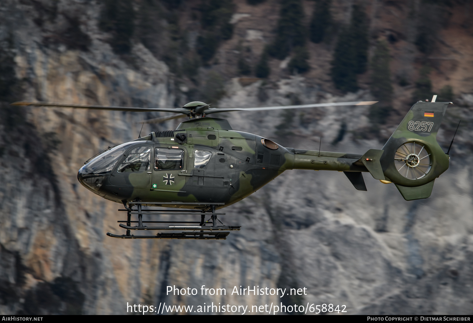 Aircraft Photo of 8257 | Eurocopter EC-135T-1 | Germany - Army | AirHistory.net #658842