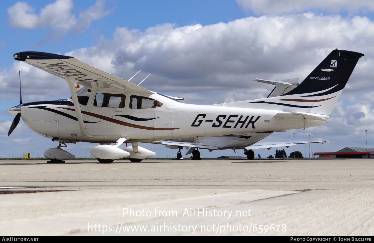 Aircraft Photo of G-SEHK | Cessna 182T Skylane | AirHistory.net #659628