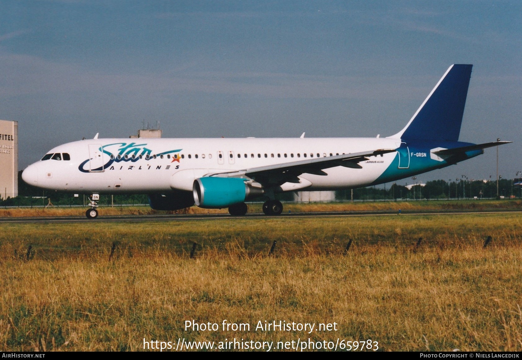 Aircraft Photo of F-GRSN | Airbus A320-214 | Star Airlines | AirHistory.net #659783